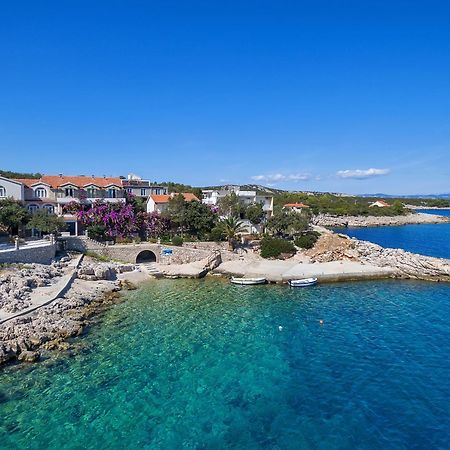 Apartmani Ruzica Zastražišće Buitenkant foto