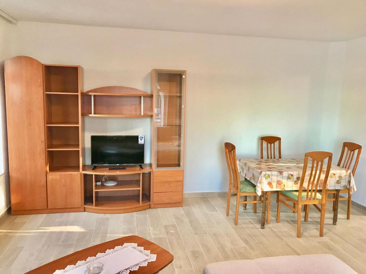 Apartmani Ruzica Zastražišće Buitenkant foto