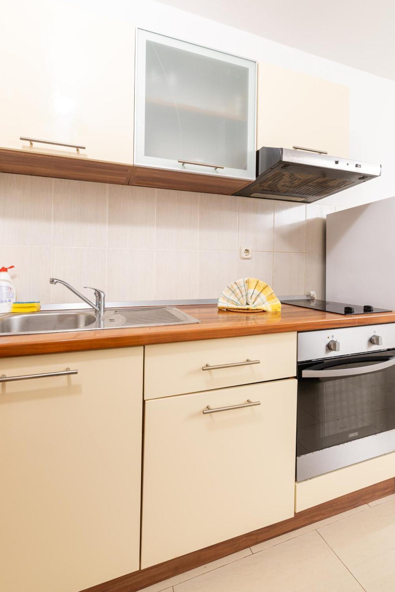 Apartmani Ruzica Zastražišće Buitenkant foto